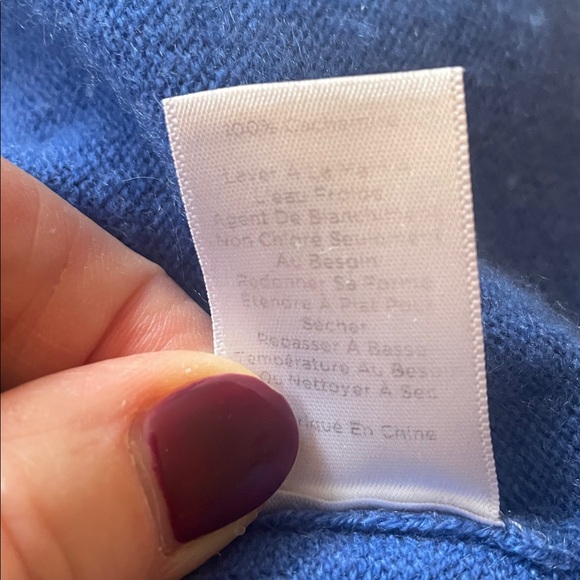 Talbots 100% cashmere sweater Sz M royal blue boat neck - Picture 5 of 5